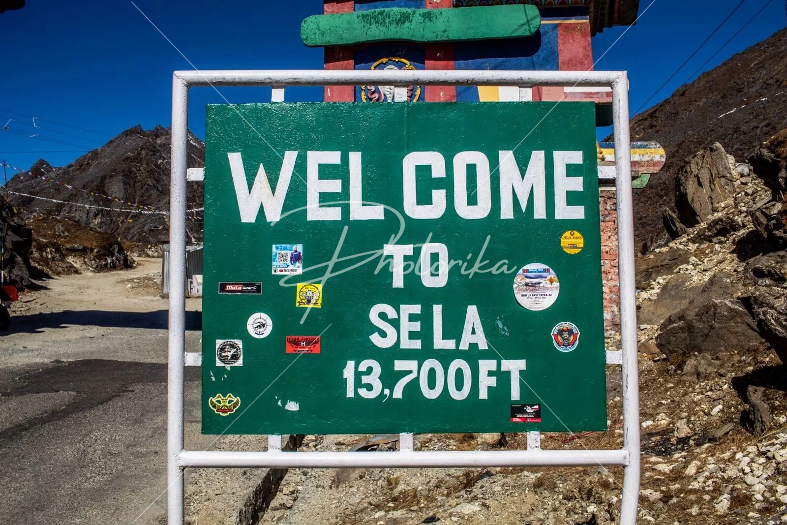 welcome-banner-riders-stickers